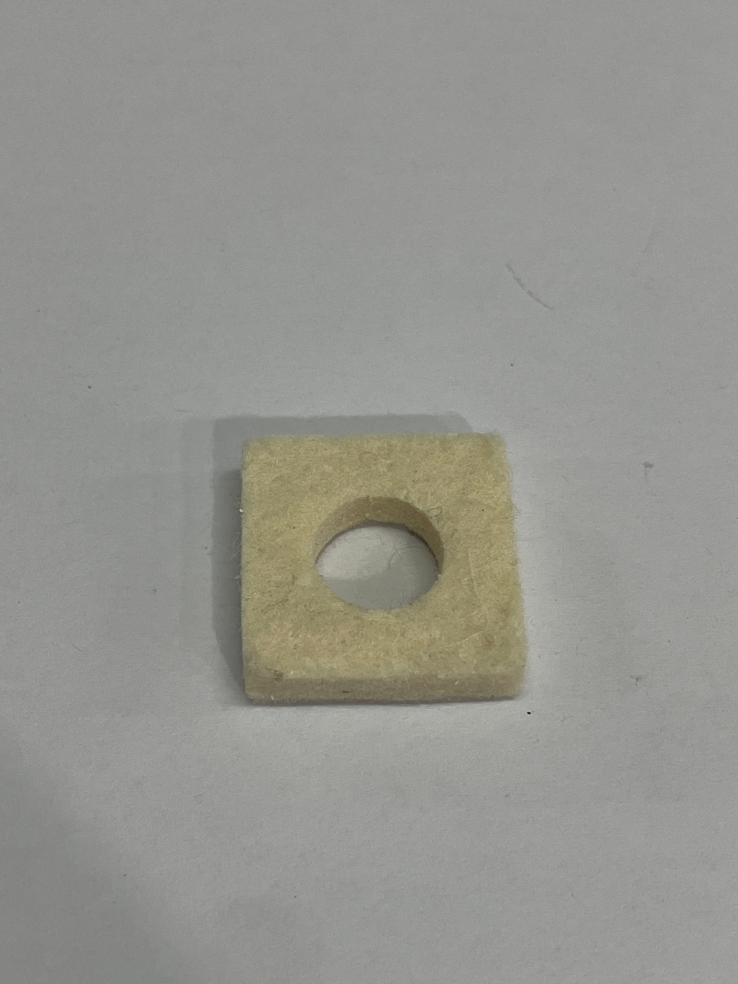 721-04600 – SEAL FELT DR SHFT by MTD