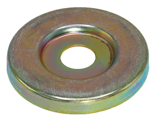 605467 – Hustler Dust Shield / Bearing Cover